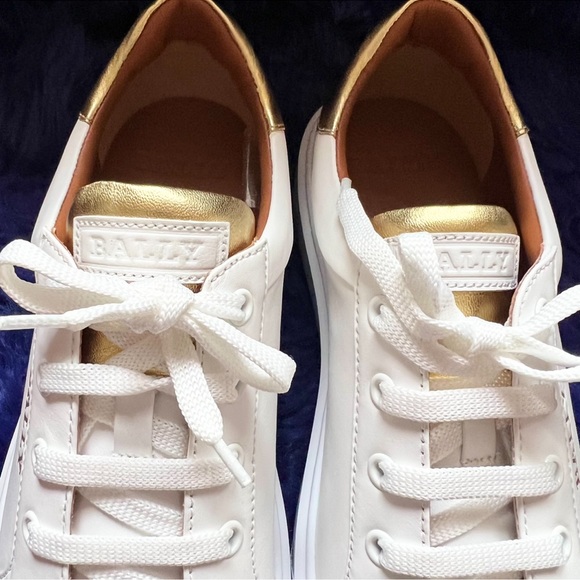 ❤️SOLD❤️ New! BALLY Logo White Leather Sneakers - Picture 8 of 12